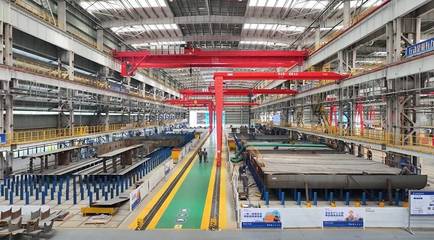 京杭運河首批新能源智能商品船下水 引領(lǐng)運河綠色航運發(fā)展